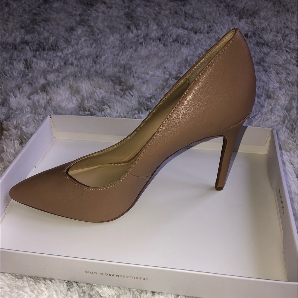 Brand new never worn Jessica Simpson heels